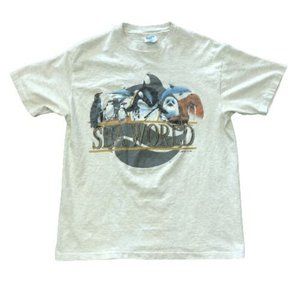 Vintage Pre-Owned Sea World Animal Grey T-Shirt - Size Large